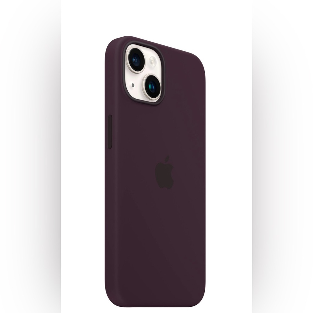 iPhone 14 Plus Silicone Case MagSafe